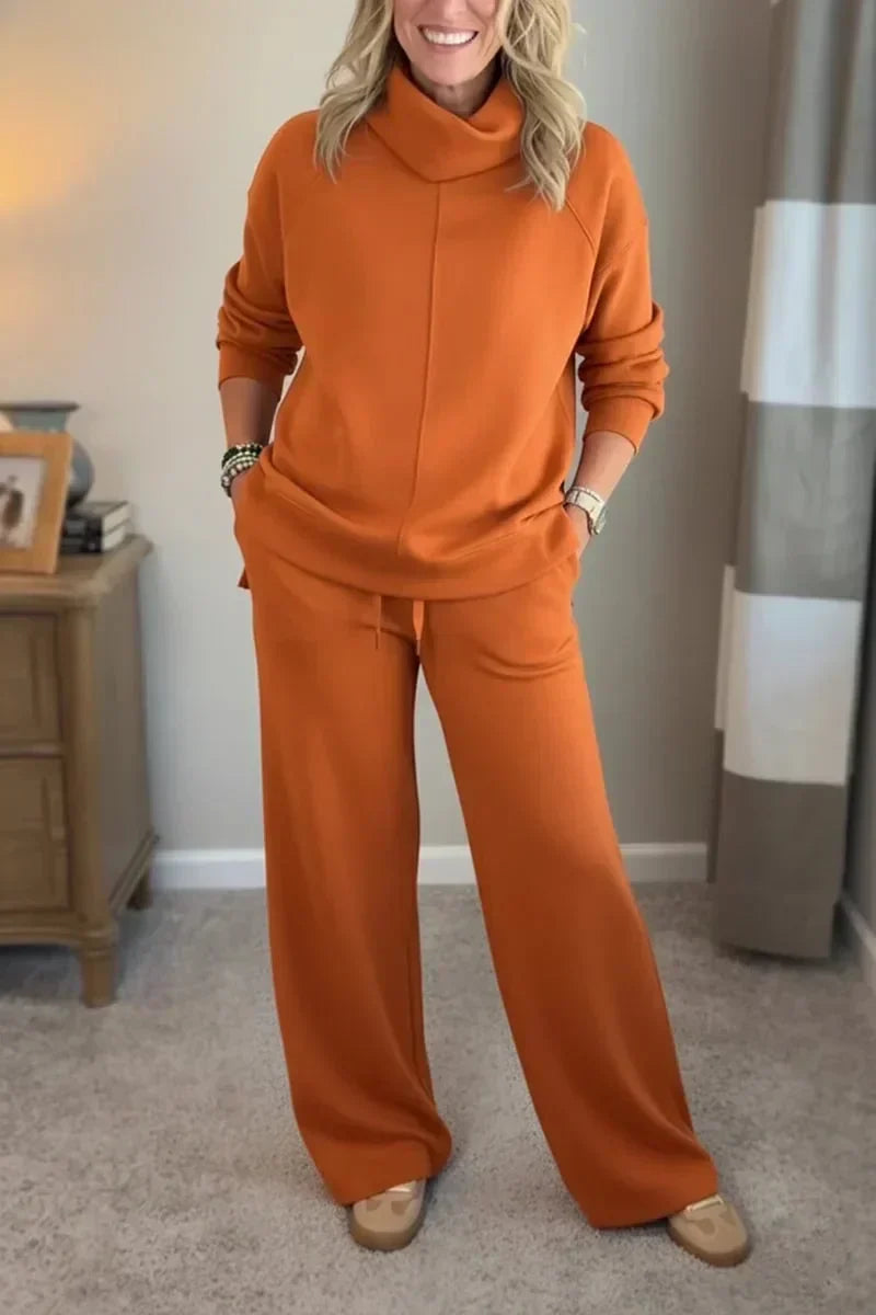 SOPHIE - TWO-PIECE LOUNGE SET